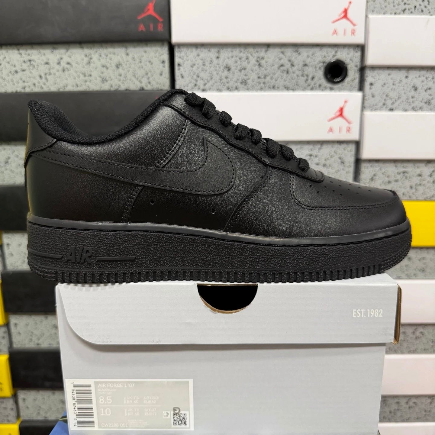 AF1's