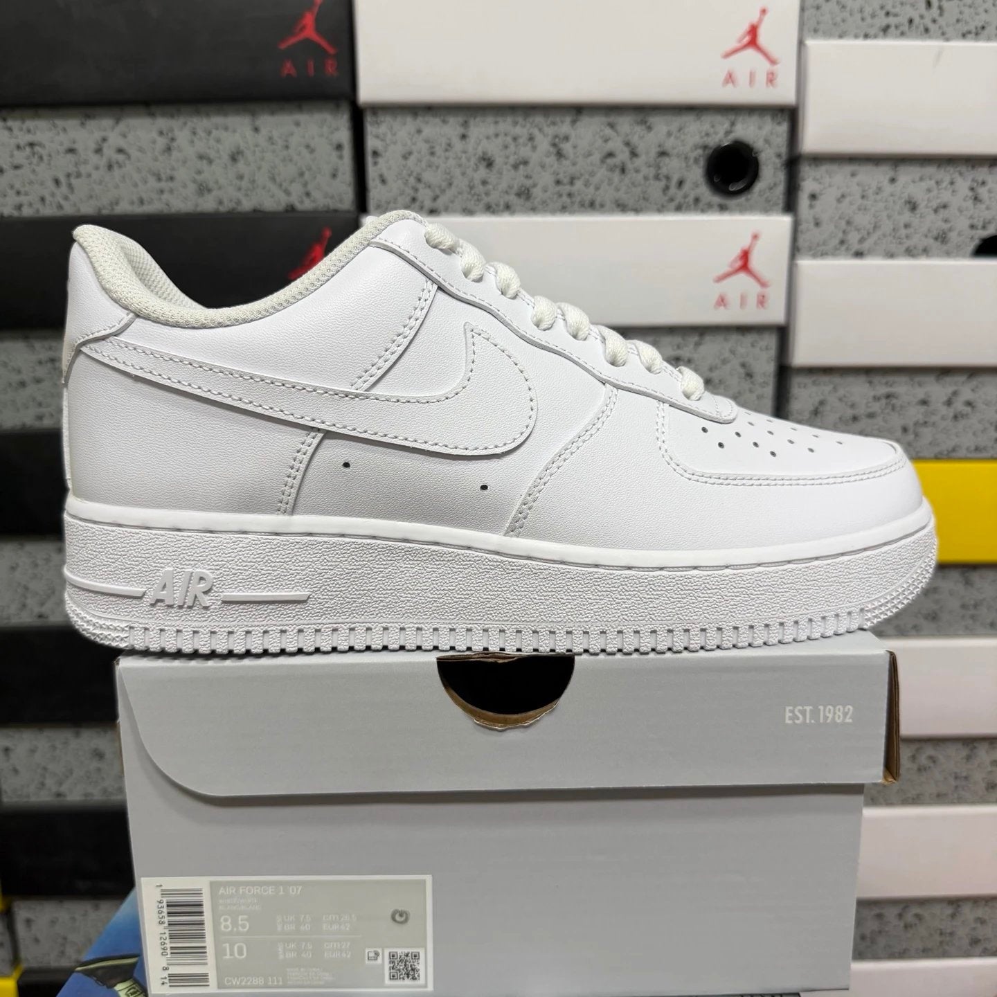 AF1's